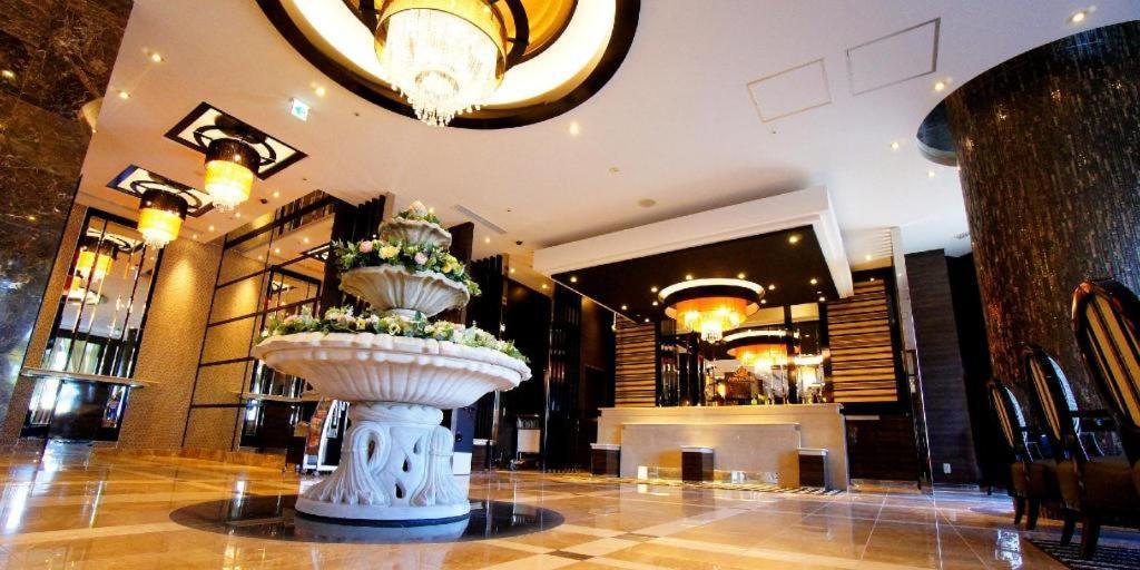 Apa Hotel Chiba Inzaimakinohara-Ekimae Narita Exteriér fotografie